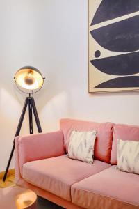 Santana 2BR, Steps from Downtown – Explore Lisbon on Foot