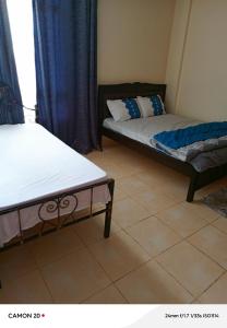 Elegant & Spacious 2 Bedroom Stay in Donholm