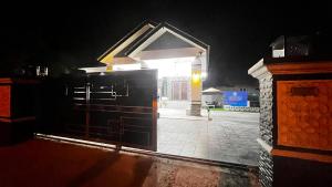 Anak Perantau Private Pool Family Stay Homestay