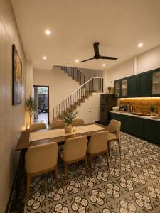 5Br Super Location Big Balcony City view