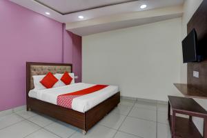 Hotel O The Paradise Inn