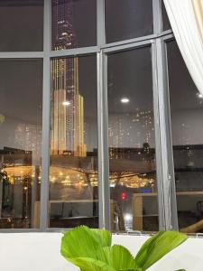 căn hộ rộng rãi view ngắm ra lanmark 81