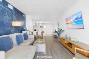 Marina Front - 2BR - Beachwalk Resort