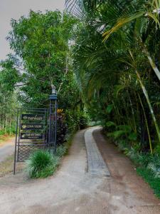 Fab Valley Home Stay