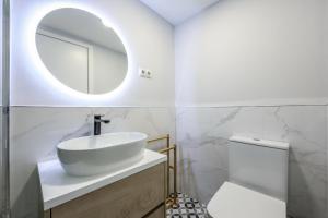 Magnificos Apartamentos Reformados junto al Metro de Tirso de Molina