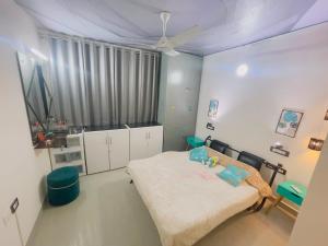 Luxury 24th floor Sea View - 3 BHK