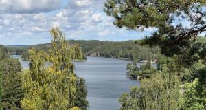 New Elegant Retreat Top Lake Sea View near Sthlm C