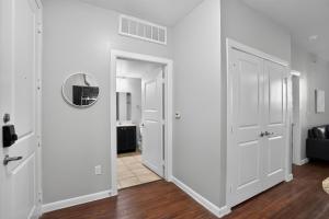 Cozy 1BR Apartment at Lancaster Urban Village