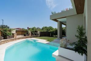 MAN Luxury Beach Guest House