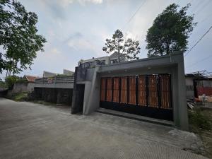 Rumah Baribis Dago Pakar - View Pengunungan