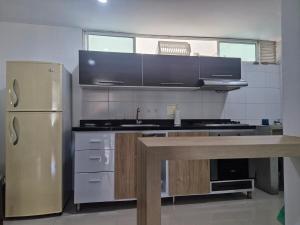 Home Gonzalez 603 WAIWA HOST