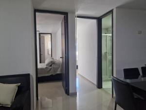 Home Gonzalez 603 WAIWA HOST