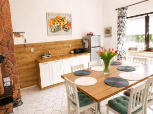 Holiday home for 7 people Mrze yno