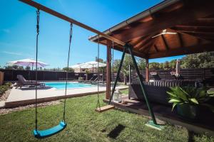 Filipovic Apartments with Pool