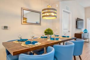 VCR4-408 3BR condo w Resort Access near universal