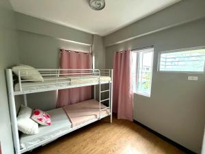 Mountain Mist - Parking - Fast Wi-Fi - 2 Balconies