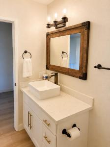 Beautiful Room Near Sofi Stadium, The Forum, LAX