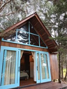 El refugio del bosque sofileño
