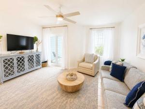 Grand Caribbean 201- One bedrooms sleeps 6 w bunks