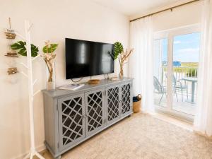 Grand Caribbean 201- One bedrooms sleeps 6 w bunks