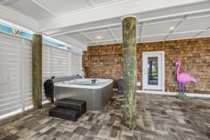 Driftwood Dunes - Oceanfront Beach House
