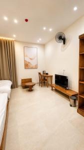 Khách sạn Phú Khang
