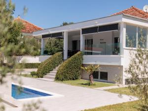 Villa in Galovac with Pool near Zadar