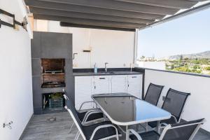 Your family home close to everything