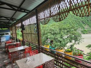 Lucky Happy Family Resort