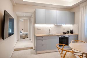 Modern Urban Stay 100 m from Neos Kosmos Metro