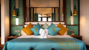 Royal Palms Beach Hotel