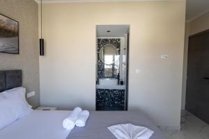 Elysium Luxury Apartment with Jacuzzi