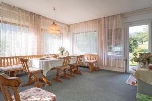 Villa Evita – Vintage House with Pool in Pohorje - Happy Rentals