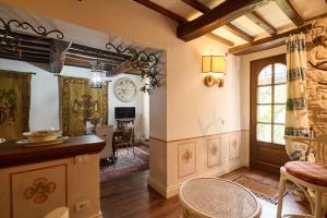 Exclusive 3BR Apartment - Historic Center Perugia