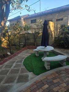 Gina Paridiso Cottage 2