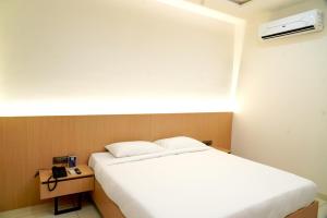 Hotel Shubham Conventions And Luxury Rooms - Turkayamzal
