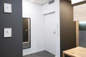 Apartment in the Old Town between the Main Square and Kazimierz, 300 meters from the Krakow Airport train