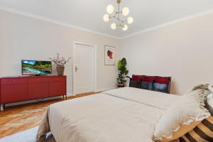 LAM Modern Art Apartment - AC - Free Parking