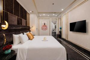 Romeo Hotel Ngoai Giao Doan