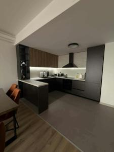Modern Cevahir Stay, Balcony Views, Free Parking