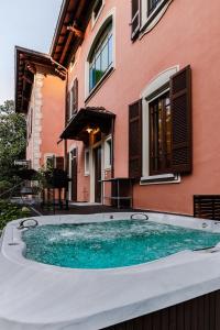 Villa Vicario Pool Spa and Private Park