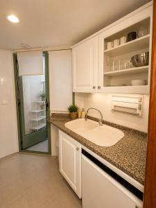 Patacona Beach Apartment Pool, Terrace, Wi-Fi