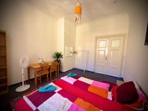 Just 3 min Walk Old Town Center private room A