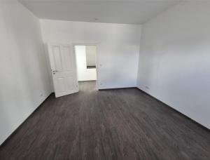 Tahirs Apartment 1
