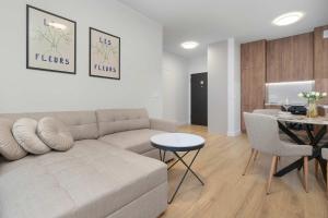 Komfortowy Apartament z Ogrodem i Parkingiem w Gdańsku by Noclegi Renters