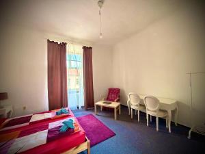 Just 3 min Walk Old Town Center private room B