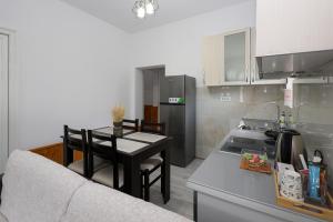 Swimming Pool - Enmar Apartment Berat