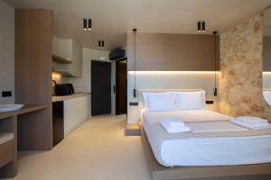 Evridikis Villas & Suites