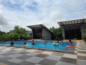 Alkraj Resort And Spa