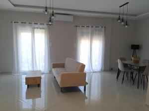 Efis Apartment